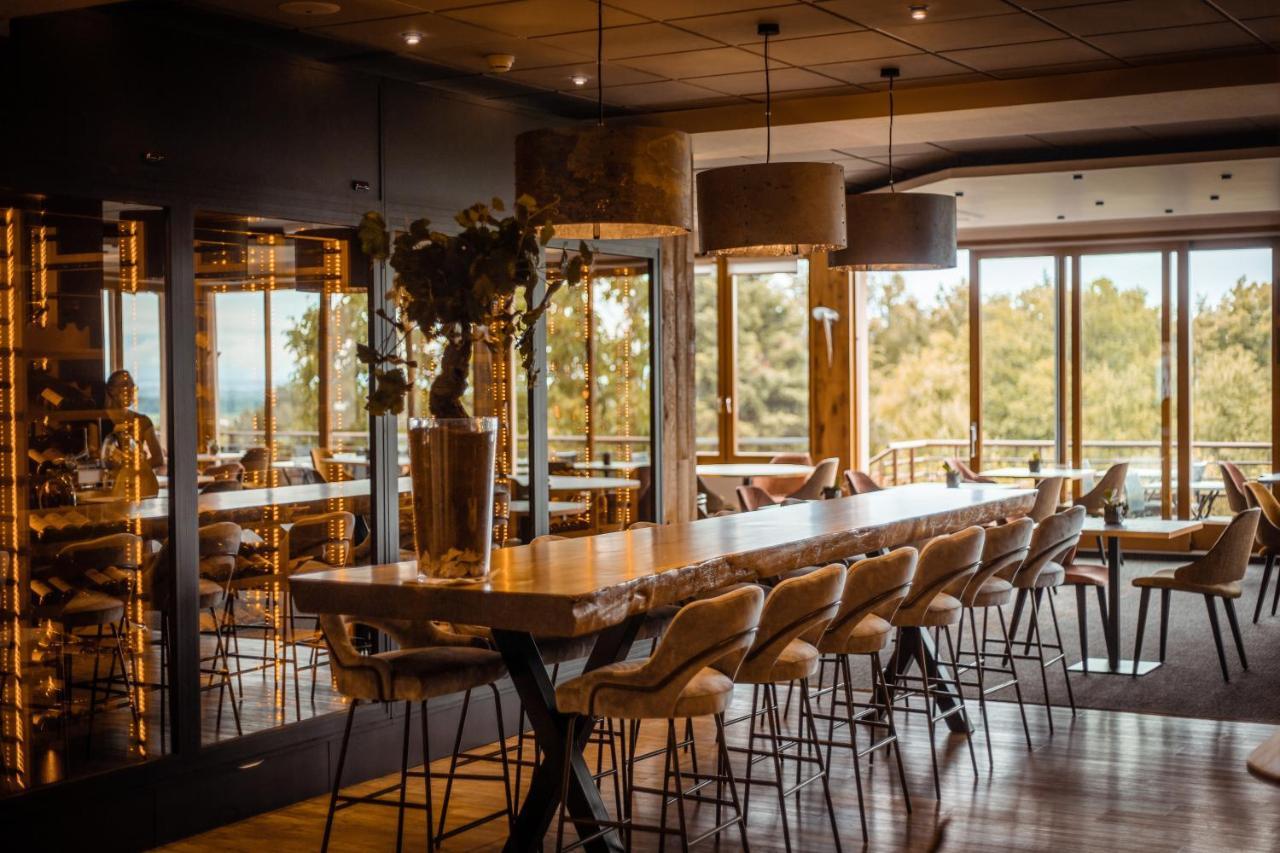 Hotel Du Bollenberg - Restaurant "Cote Plaine" - Spa De La Colline Westhalten Екстериор снимка
